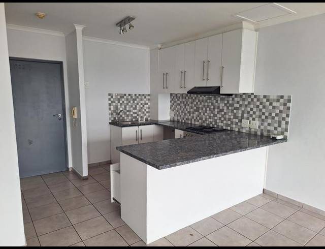 2 BEDROOM APARTMENT FOR SALE IN GOODWOOD CENTRAL